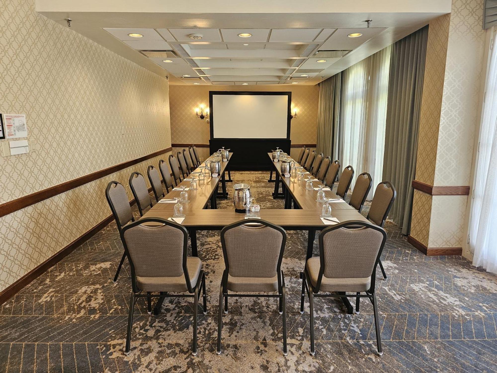 Crowne Plaza Phoenix - Chandler Golf Resort By Ihg Εξωτερικό φωτογραφία