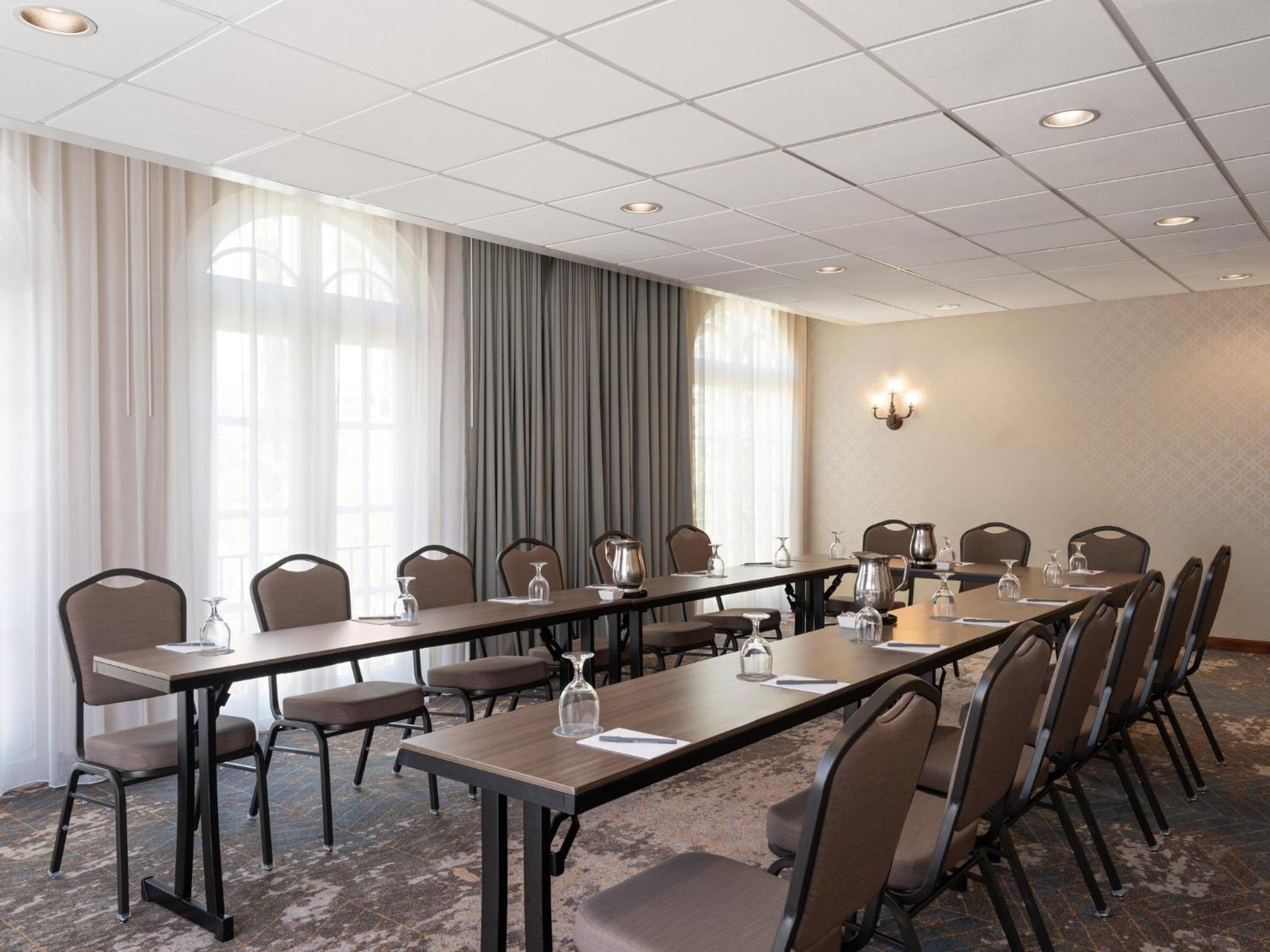 Crowne Plaza Phoenix - Chandler Golf Resort By Ihg Εξωτερικό φωτογραφία