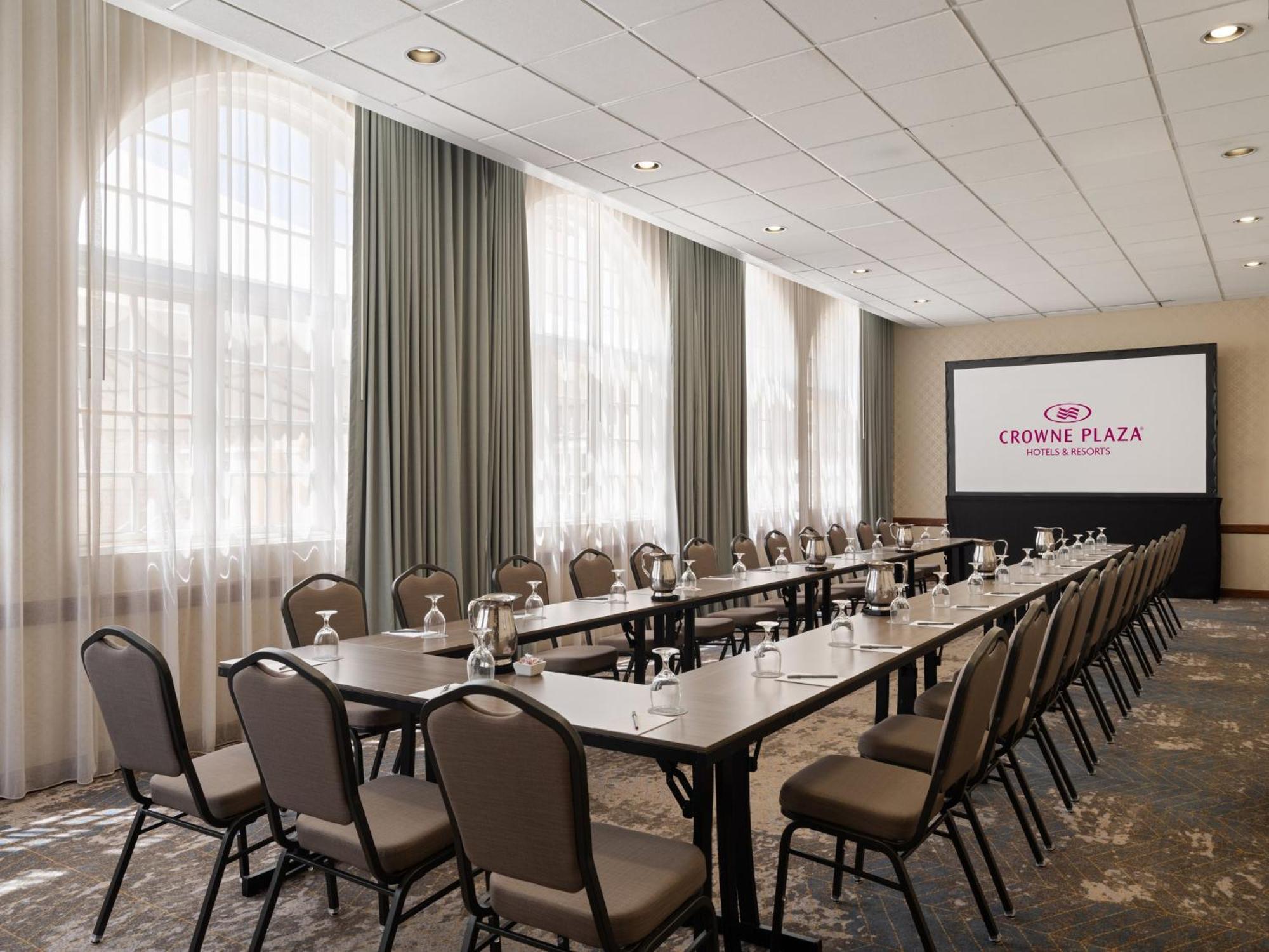Crowne Plaza Phoenix - Chandler Golf Resort By Ihg Εξωτερικό φωτογραφία